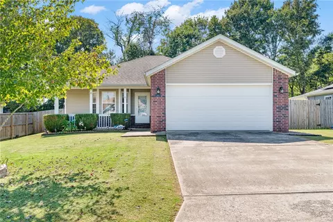 20855 Ridge Dr, Springdale, AR 72764