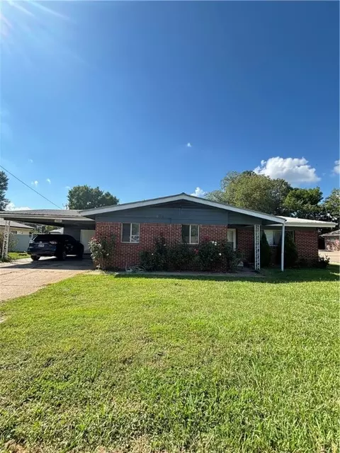 902 S Knoxville Ave, Russellville, AR 72801