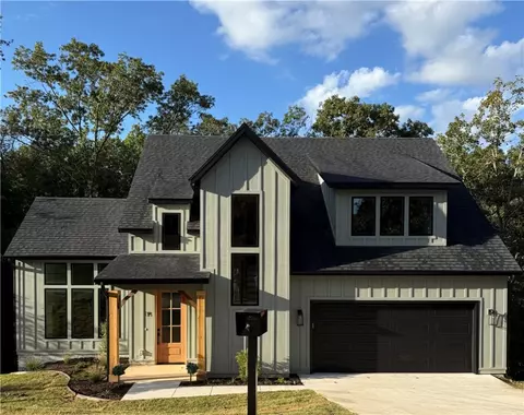 19 Allonby Cir, Bella Vista, AR 72714