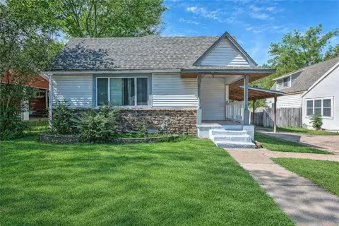 716 N Mt Olive St, Siloam Springs, AR 72761
