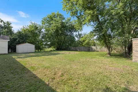 Exterior - 202 Buttry Rd, Rogers, AR 72756 photo 3 of 3