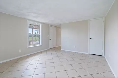 Living - 202 Buttry Rd, Rogers, AR 72756 photo 1 of 2