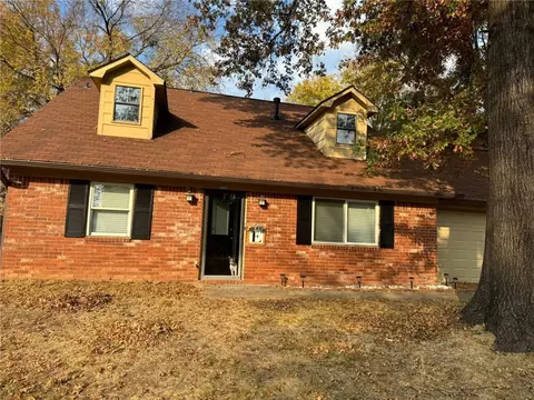 1513 N Jackson Ave, Russellville, AR 72801
