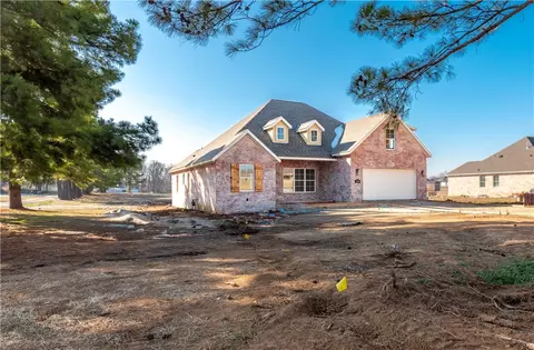 11945 Clyde Carnes Rd, Farmington, AR 72730