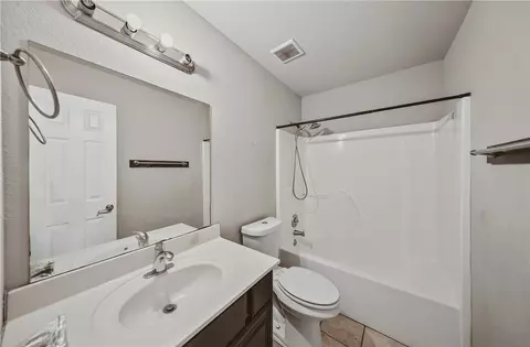 Bath - 1071 Bliss St, Centerton, AR 72719 photo 3 of 3