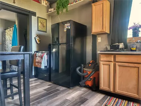 Kitchen - 662 Star Mountain Rd, Marshall, AR 72650 photo 1 of 2