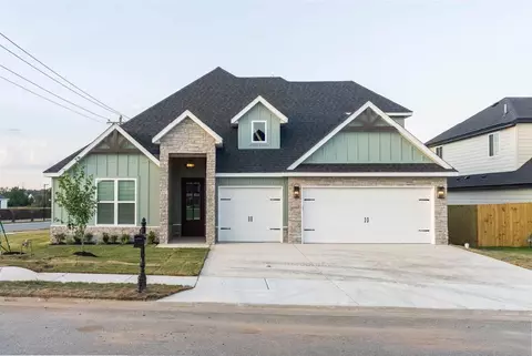 1270 Red Maple St, Centerton, AR 72719