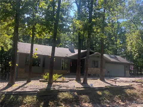 12 Sunderland Dr, Bella Vista, AR 72714