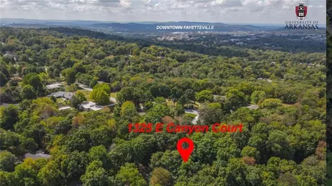 1325 E Canyon Ct, Fayetteville, AR 72701