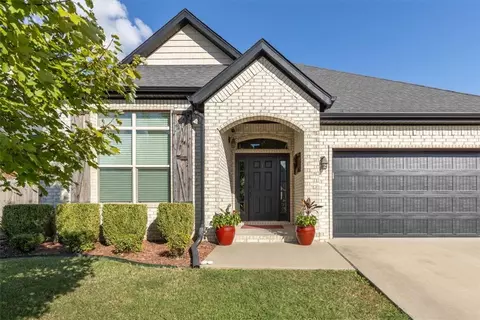 4305 SW Layton Rd, Bentonville, AR 72713