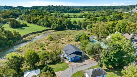 View/Area - 209 Mill St, Anderson, MO 64831 photo 2 of 11