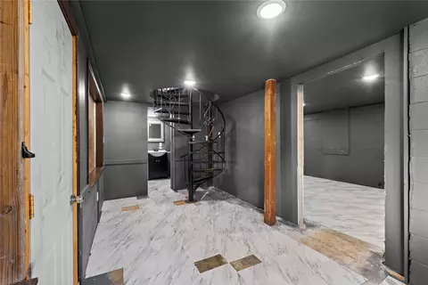 Entry Way - 209 Mill St, Anderson, MO 64831 photo 1 of 1