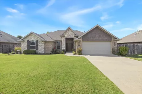 2915 Raven Ln, Fayetteville, AR 72704