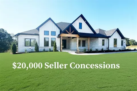 590 Shooting Star Ln, Lowell, AR 72745