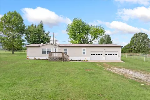 9690 Erbie Cutoff Rd, Harrison, AR 72601