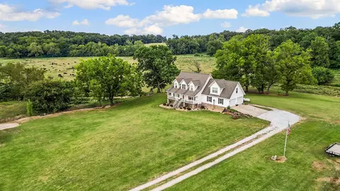 4020 Hayden Rd, Pea Ridge, AR 72751