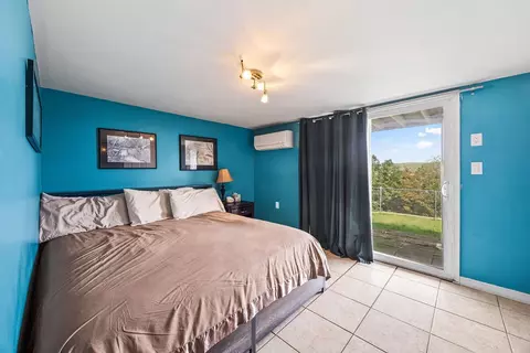 Bedroom - 18502 Coppermine Rd, Rogers, AR 72756 photo 2 of 2