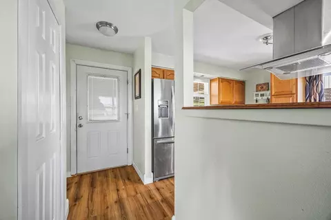 Entry Way - 18502 Coppermine Rd, Rogers, AR 72756 photo 1 of 3