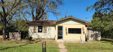 10052 Camp St, Dover, AR 72837