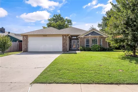 3402 W Margaret Pl, Rogers, AR 72756