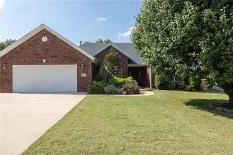 206 Tunbridge Dr, Bentonville, AR 72712