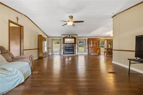 4522 Persimmon Pt, Lead Hill, AR 72644 photo 6