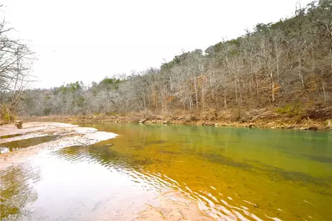 100 River Run Rd, Eureka Springs, AR 72632