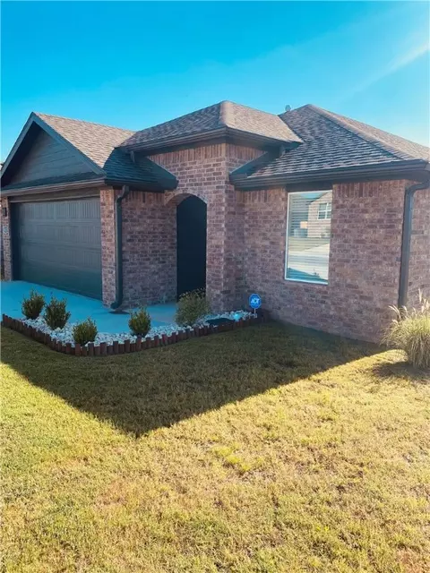 5613 Southwood Ave, Springdale, AR 72764