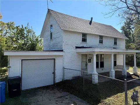 315 N C St, Rogers, AR 72756