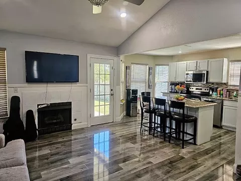 2871 Orchard St, Springdale, AR 72764