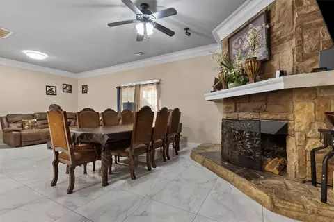 Dining - 5475 Colvin Pl, Lowell, AR 72745 photo 2 of 2