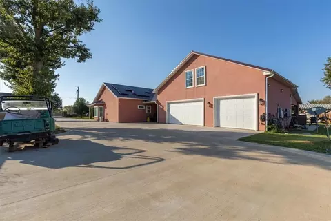 Exterior - 5475 Colvin Pl, Lowell, AR 72745 photo 7 of 8