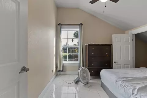 Bedroom - 5475 Colvin Pl, Lowell, AR 72745 photo 7 of 7