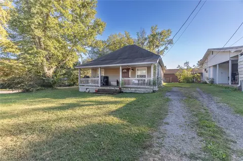 287 Mcintosh St, Pea Ridge, AR 72751