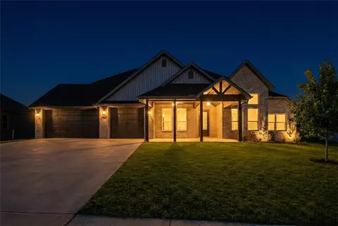 1301 Greyback Ln, Centerton, AR 72719 photo 2