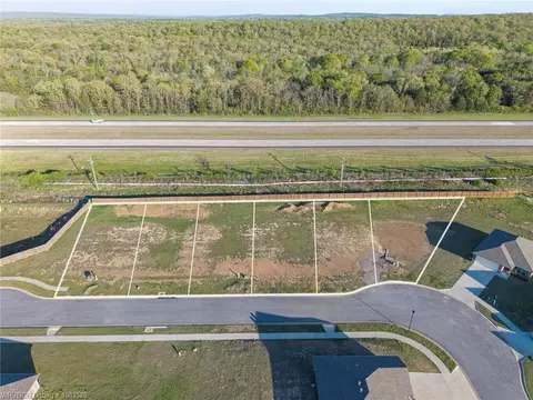 10405 Preston Ct, Fort Smith, AR 72916