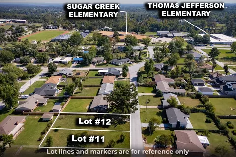 816 NW 11th St #12, Bentonville, AR 72712