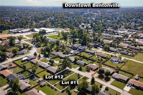 816 NW 11th St #12, Bentonville, AR 72712