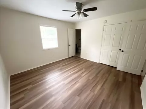 Bedroom - 304 N 5th St, Jay, OK 74346 photo 3 of 17