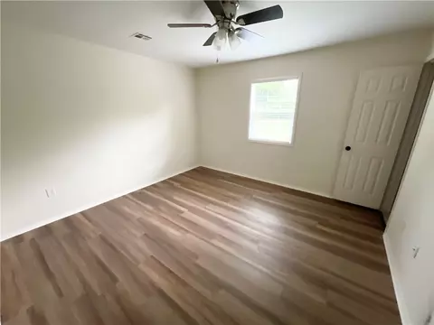 Bedroom - 304 N 5th St, Jay, OK 74346 photo 4 of 17