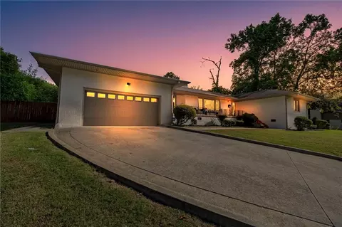1224 56th Ter, Fort Smith, AR 72904