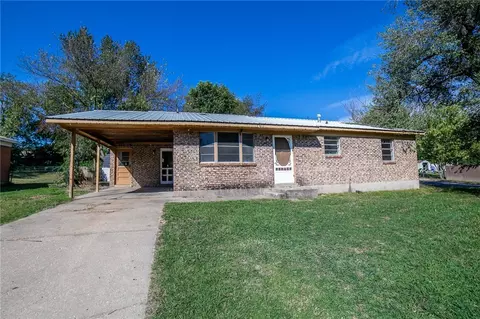 2300 Cottonwood Pl, Springdale, AR 72762