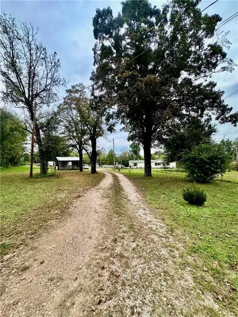 104 Wpa Rd, Alpena, AR 72611