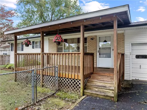 Exterior - 119 Carr Ct, Harrison, AR 72601 photo 2 of 8