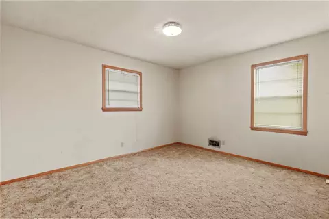 Bedroom - 119 Carr Ct, Harrison, AR 72601 photo 3 of 5