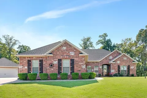2786 S Olive Ct, Siloam Springs, AR 72761
