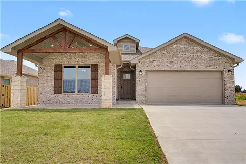 8710 Sunspire Ln, Centerton, AR 72719