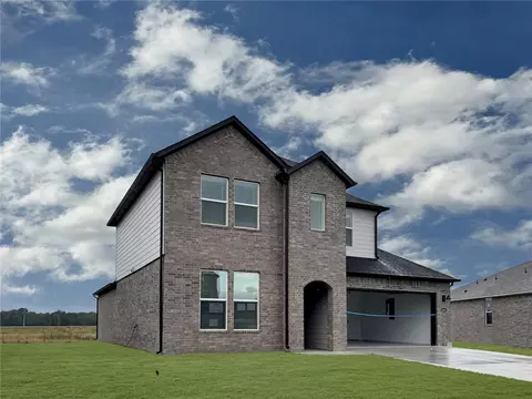 2451 Longfellow Dr, Bentonville, AR 72713