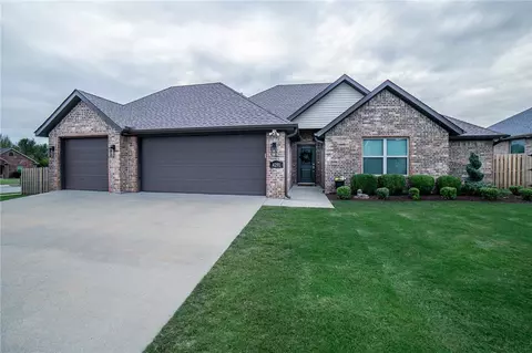 4291 Hamlet St, Springdale, AR 72764