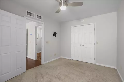 Bedroom - 447 Thicksten Dr, Alma, AR 72921 photo 5 of 8